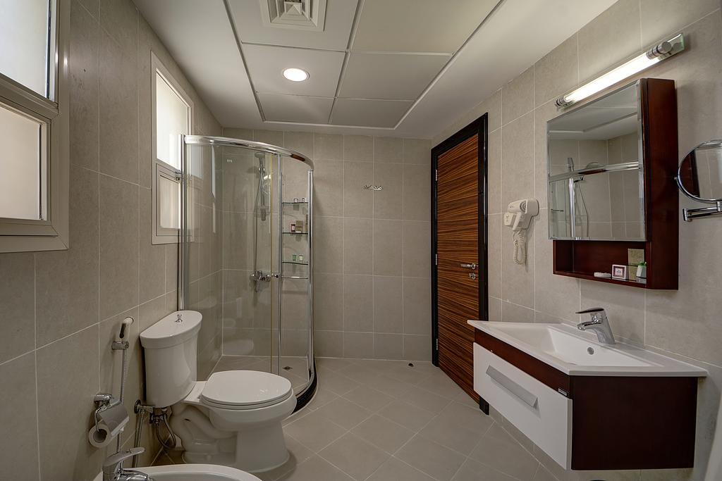 Rayan Hotel Corniche Sharjah Exterior photo